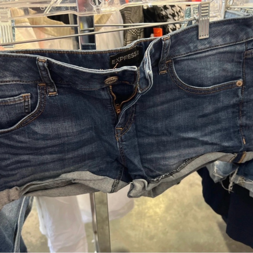 Express women’s low rise Blue Denim mini Shorts
